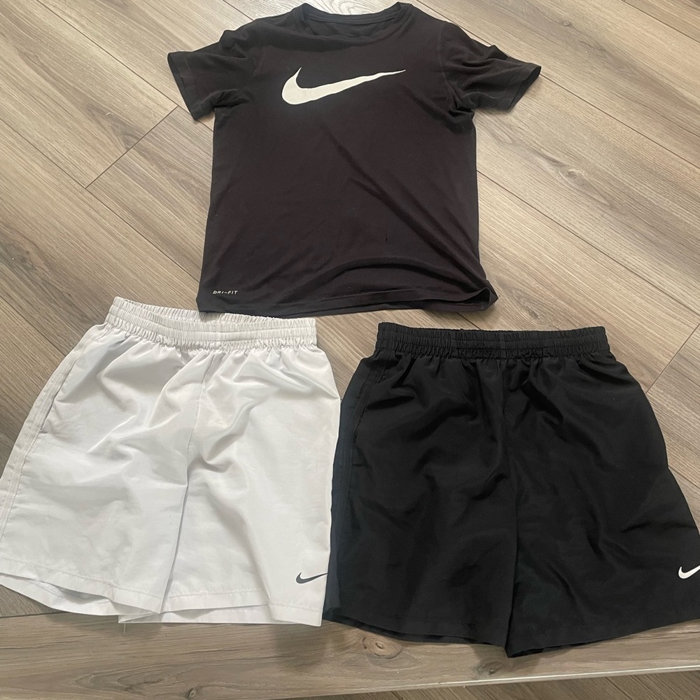 Nike Dri Fit Bundle-Boys Medium
